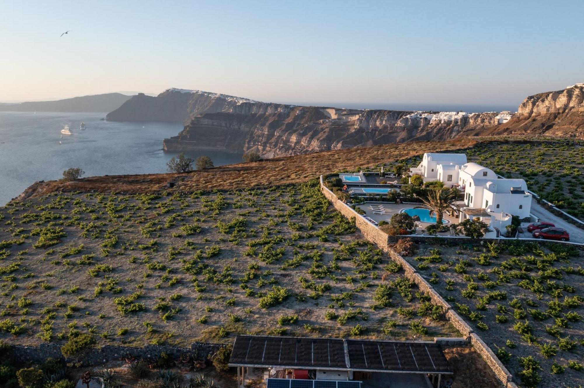 Villa Oinos - Sunset Views Ormos Athinios المظهر الخارجي الصورة